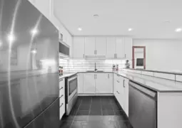 101 1122 King Albert Avenue, Coquitlam, BC