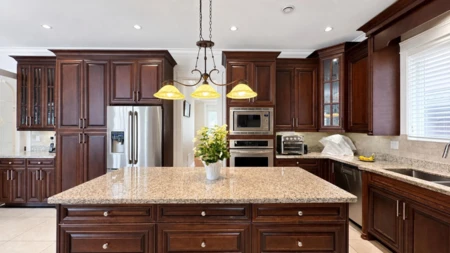 Primary Bathroom Photo of 3894 Oxford Street, Burnaby, BC