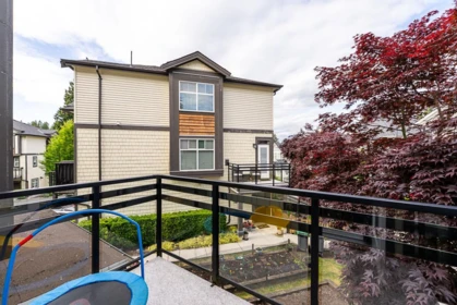 Basement Recreation Room Photo of 7 6055 138 Street, Surrey, BC