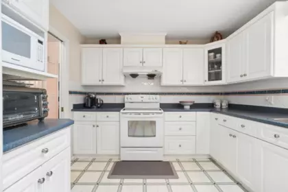 Kitchen Island Photo of 3451 Liverpool Street, Port Coquitlam, BC