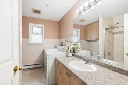 Mudroom Photo of 3451 Liverpool Street, Port Coquitlam, BC