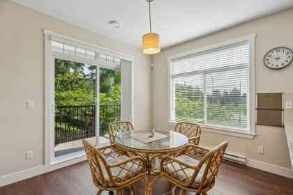 Guest Bathroom Photo of 1 8277 161 Street, Surrey, BC