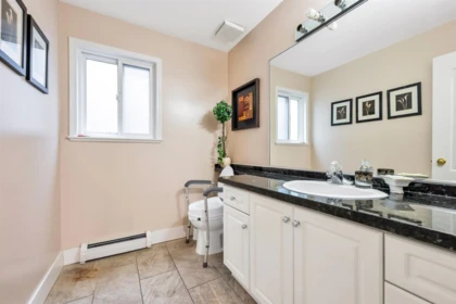 Powder Room Photo of 16011 110 Avenue, Surrey, BC
