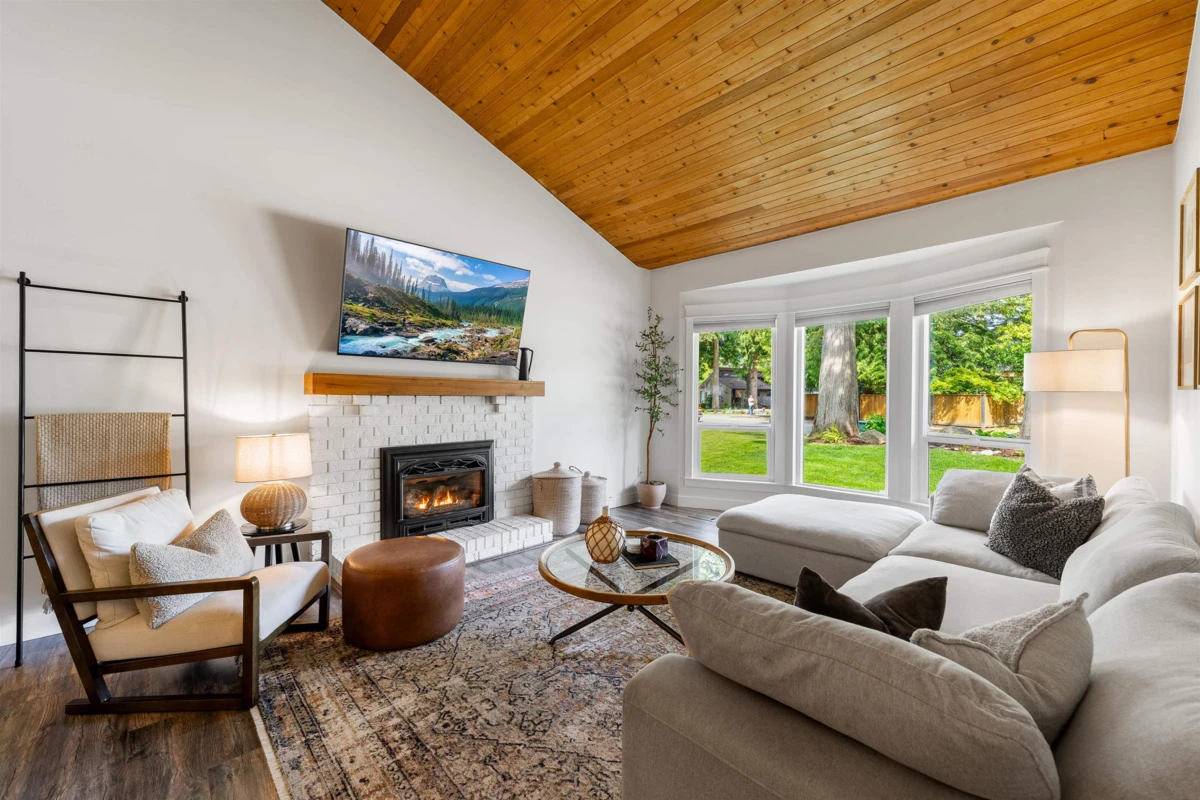 Living Room Photo of 4547 196a Street, Langley, BC