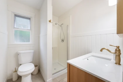 Walk-In Closet Photo of 4547 196a Street, Langley, BC