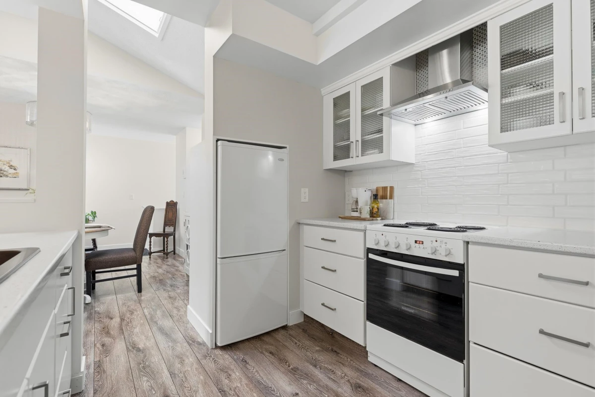 Dining Area Photo of 6 45915 Cheam Avenue, Chilliwack, BC