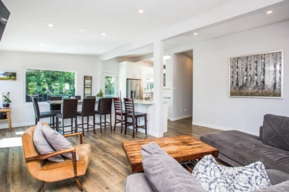 Breakfast Nook Photo of 348 Seaforth Crescent, Coquitlam, BC