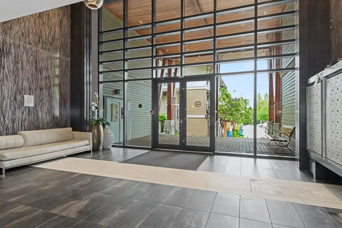 Family Room Photo of 401 6688 120 Street, Surrey, BC