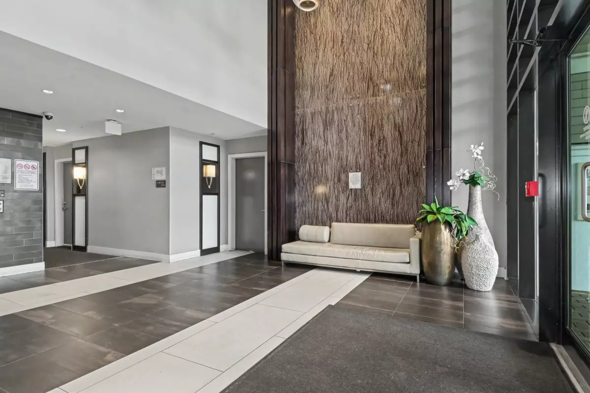 Living Room Photo of 401 6688 120 Street, Surrey, BC