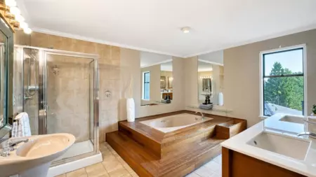 Swimming Pool Photo of 1277 Charter Hill Drive, Coquitlam, BC