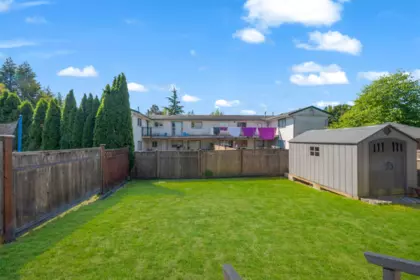 Backyard Photo of 17460 64a Avenue, Surrey, BC