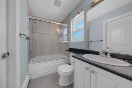 Laundry Room Photo of 17460 64a Avenue, Surrey, BC
