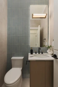 Laundry Room Photo of 2 258 E 19 Avenue, Vancouver, BC