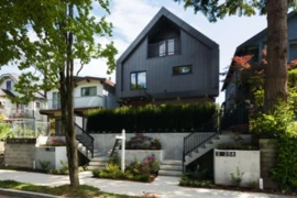 2 258 E 19 Avenue, Vancouver, BC