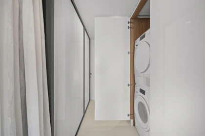Guest Bathroom Photo of 706 1033 Nelson Street, Vancouver, BC
