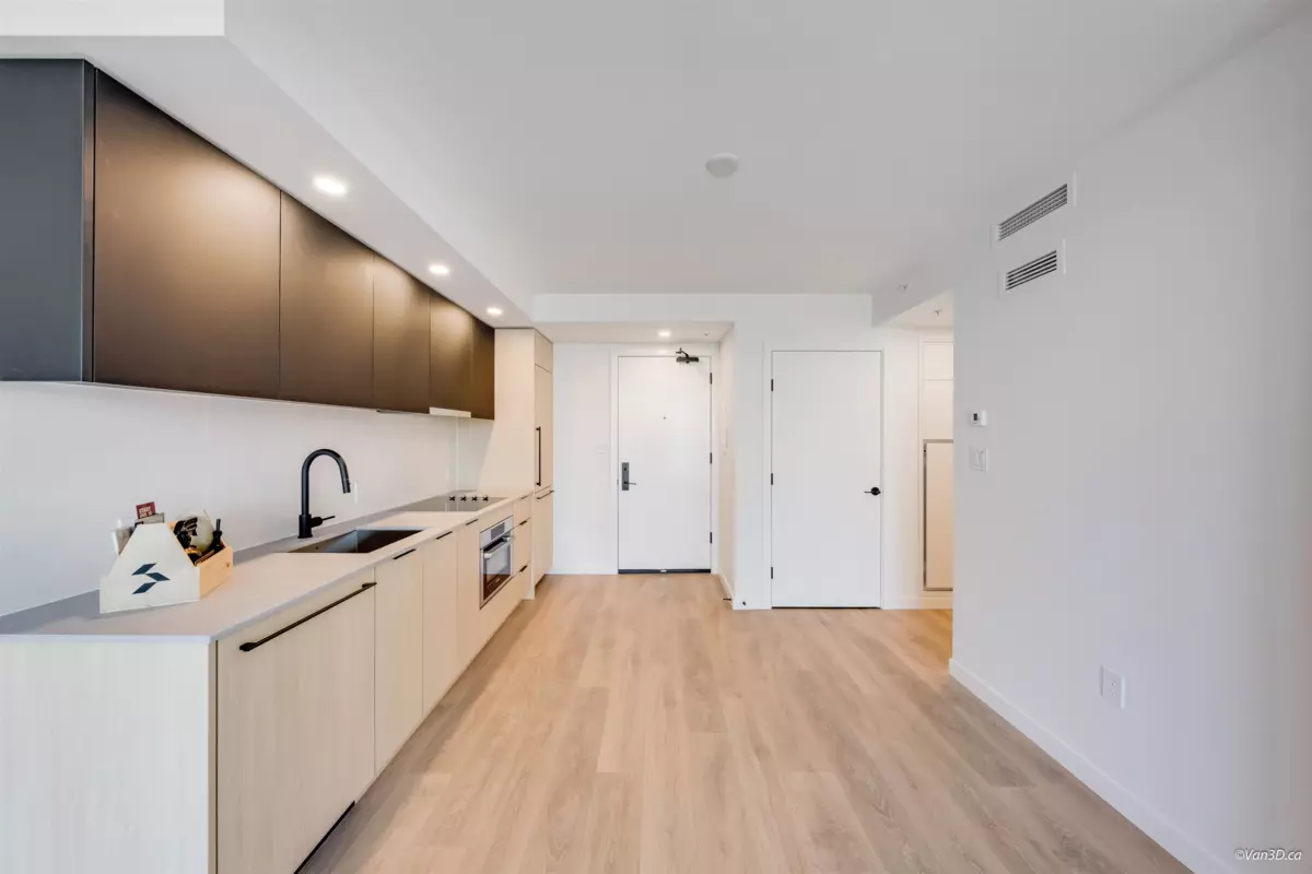 Dining Area Photo of 1710 13738 Central Avenue, Surrey, BC