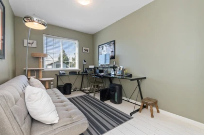 Hallway Photo of 34609 7 Avenue, Abbotsford, BC