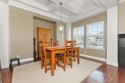 Kitchen Island Photo of 34609 7 Avenue, Abbotsford, BC