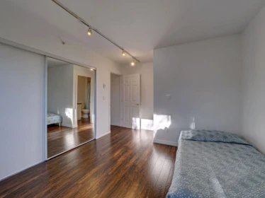 Hallway Photo of 5 5740 Marine Way, Sechelt, BC