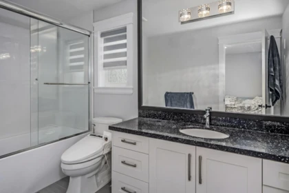 Hallway Photo of 2488 Latimer Avenue, Coquitlam, BC