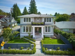 449 E 15th Street, North Vancouver, BC