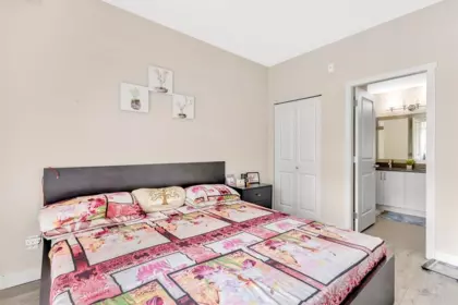 Office / Den Photo of 413 14358 60 Avenue, Surrey, BC