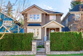 4532 W 15th Avenue, Vancouver, BC
