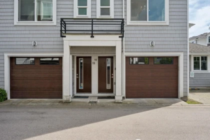 Front Yard Photo of 16 2528 156 Street, Surrey, BC