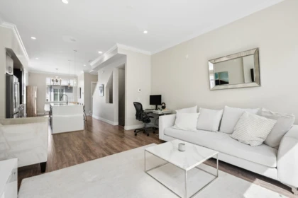 Kitchen Island Photo of 16 2528 156 Street, Surrey, BC
