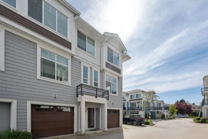 Swimming Pool Photo of 16 2528 156 Street, Surrey, BC