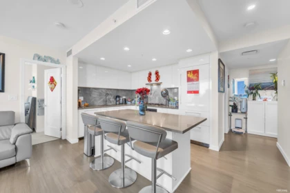 Kitchen Island Photo of 1207 3699 Sexsmith Road, Richmond, BC