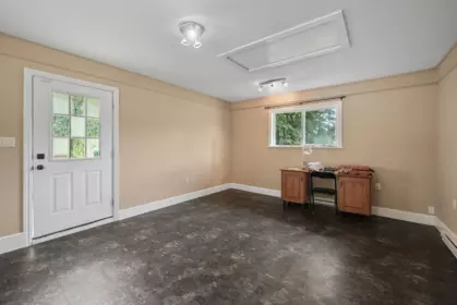Entry Foyer Photo of 27924 112 Street, Maple Ridge, BC