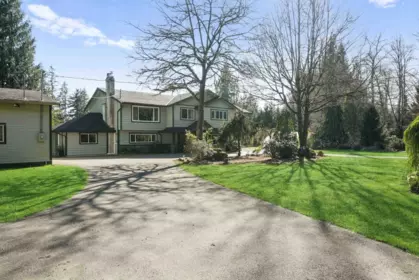 Hot Tub / Spa Photo of 27924 112 Street, Maple Ridge, BC