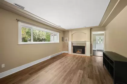 Laundry Room Photo of 27924 112 Street, Maple Ridge, BC