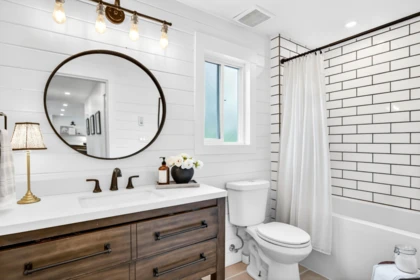 Mudroom Photo of 20280 Ospring Street, Maple Ridge, BC