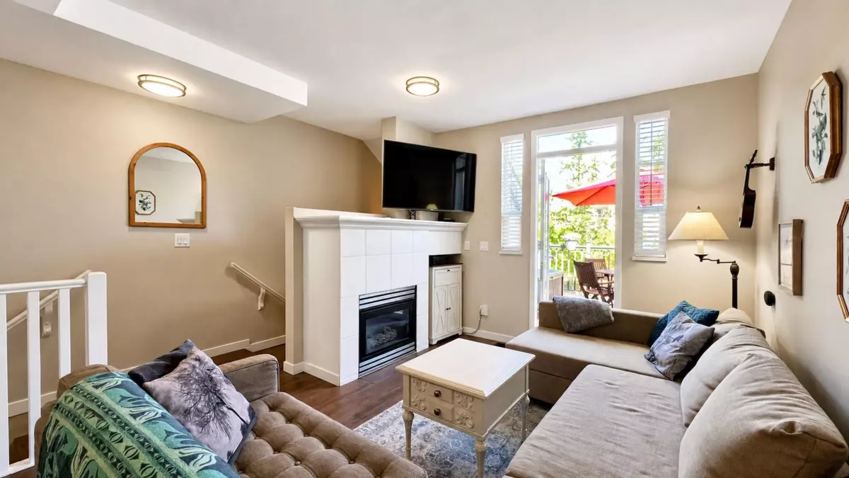 Family Room Photo of #11 4787 57 Street, Delta, BC