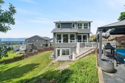 Outdoor Deck Photo of 10433 248 Street, Maple Ridge, BC