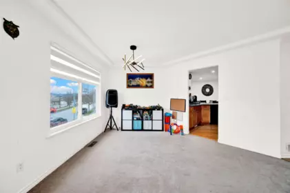 Basement Recreation Room Photo of 35114 Laburnum Avenue, Abbotsford, BC