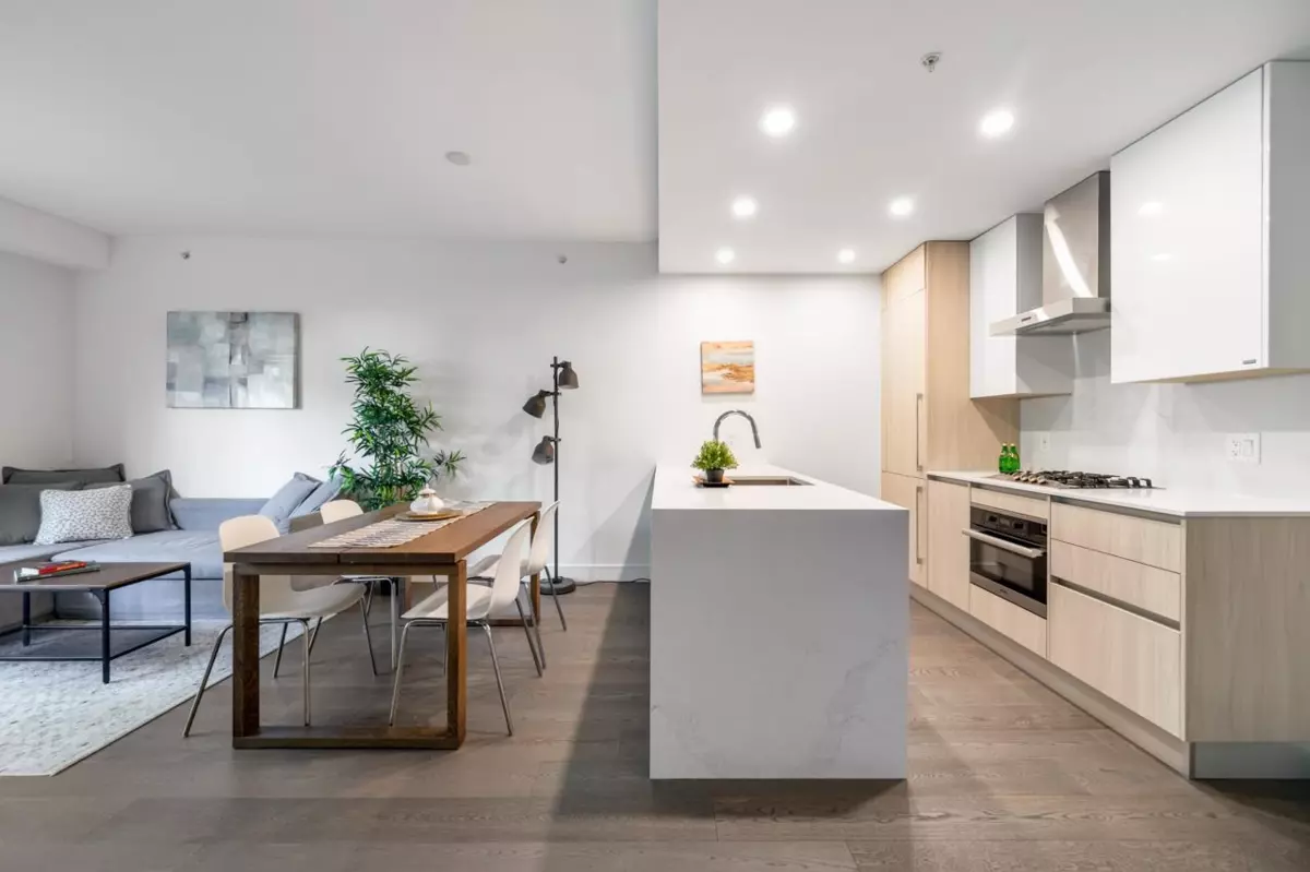 Dining Area Photo of 103 477 W 59th Avenue, Vancouver, BC