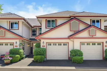 21 8855 212 Street, Langley, BC, Langley — Townhouse for sale