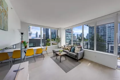 602 6537 Telford Avenue, Burnaby, BC, Burnaby — Apartment/Condo for sale