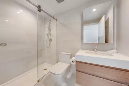 Hallway Photo of 602 6537 Telford Avenue, Burnaby, BC