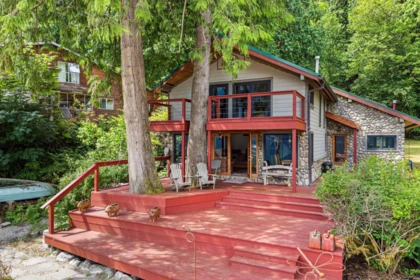 12 & 13 Coldwell Beach, North Vancouver, BC, North Vancouver — Single Family Residence for sale