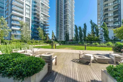 Hot Tub / Spa Photo of 802 2288 Alpha Avenue, Burnaby, BC