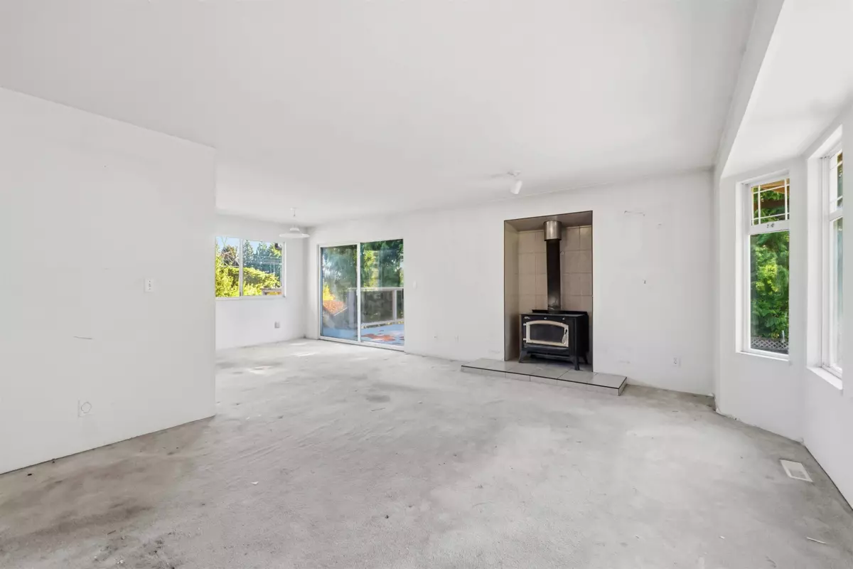 Dining Area Photo of 19741 47 Avenue, Langley, BC
