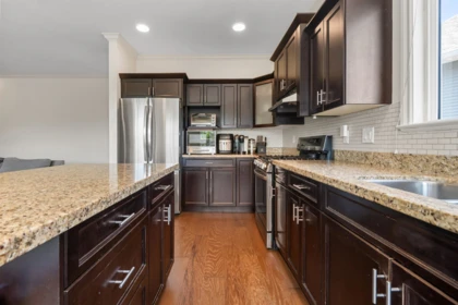 Breakfast Nook Photo of 34832 1 Avenue, Abbotsford, BC