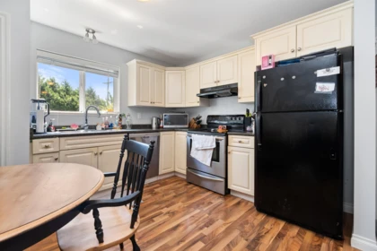 Garden / Landscaping Photo of 34832 1 Avenue, Abbotsford, BC