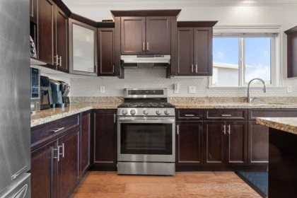 Pantry Photo of 34832 1 Avenue, Abbotsford, BC