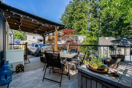 Kitchen Island Photo of 8 2216 Lougheed Highway, Agassiz, BC