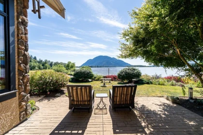 Front Yard Photo of 42721 Old Orchard Road, Chilliwack, BC
